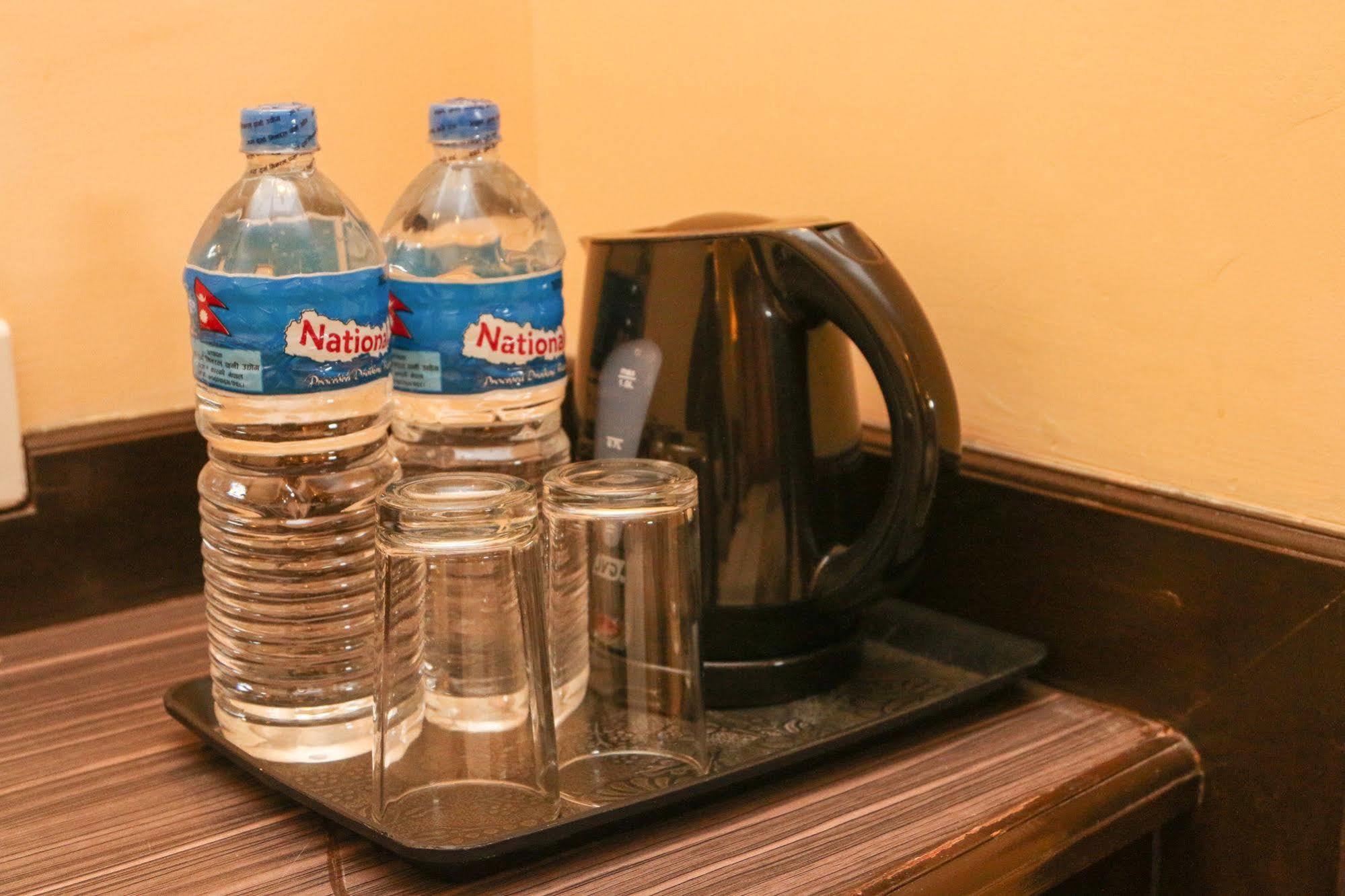 Hotel Peninsula Pokhara Dış mekan fotoğraf